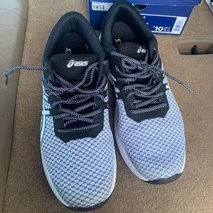 Beautiful sneaker Orthopedic sneakers